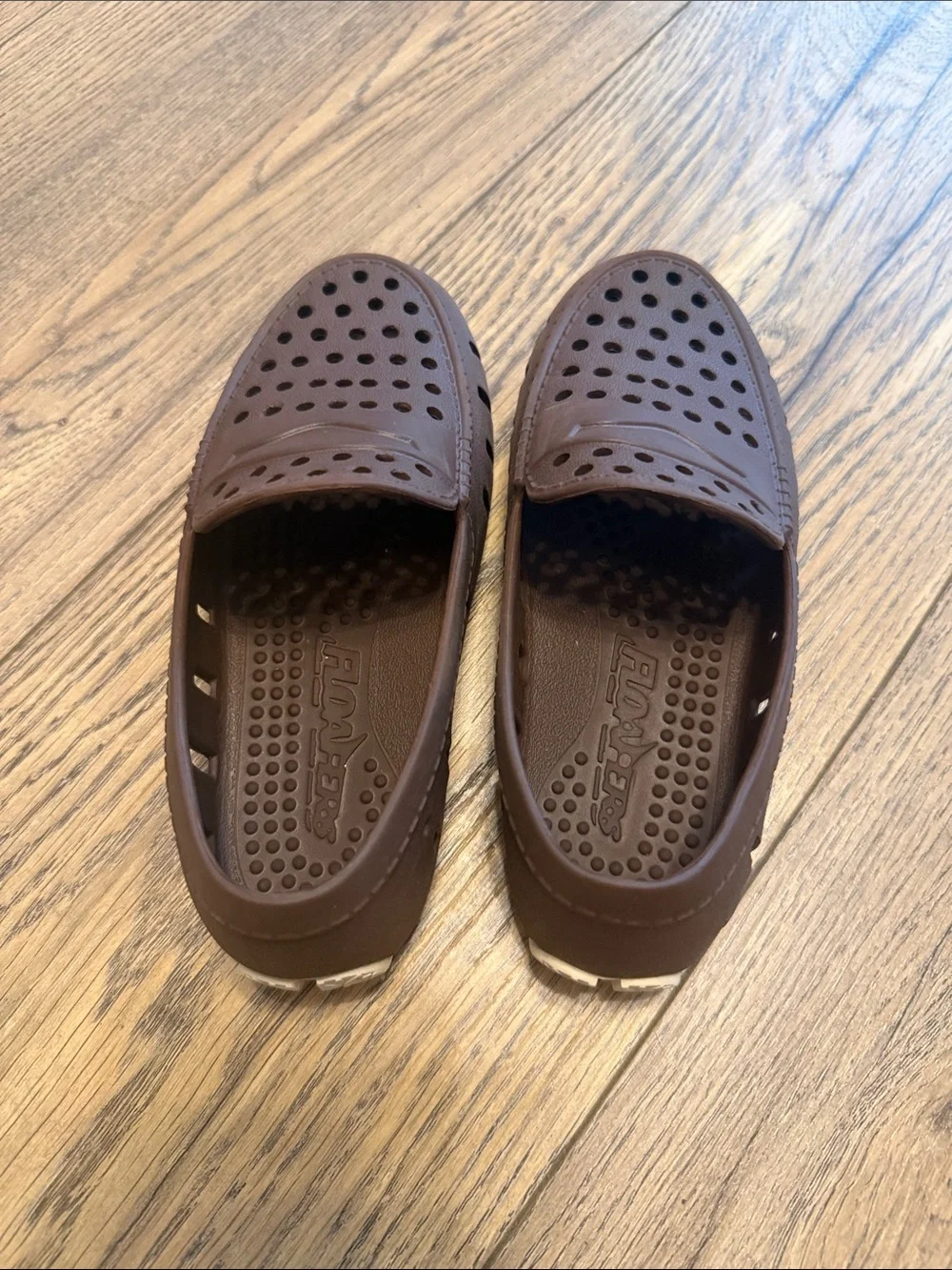 Floafers